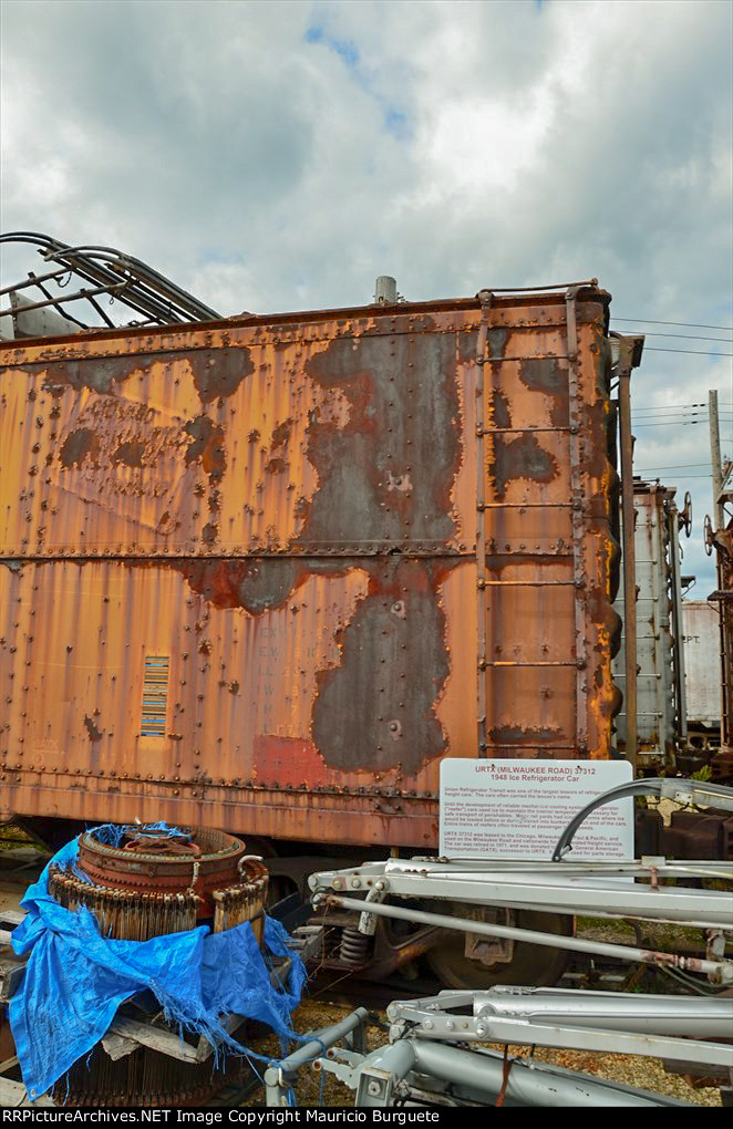 URTX Milwaukee Road Ice Refrigerator Car